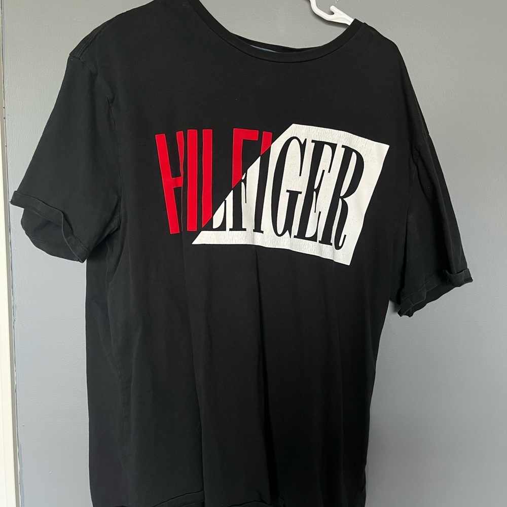 Tommy Hilfiger Tee Shirt